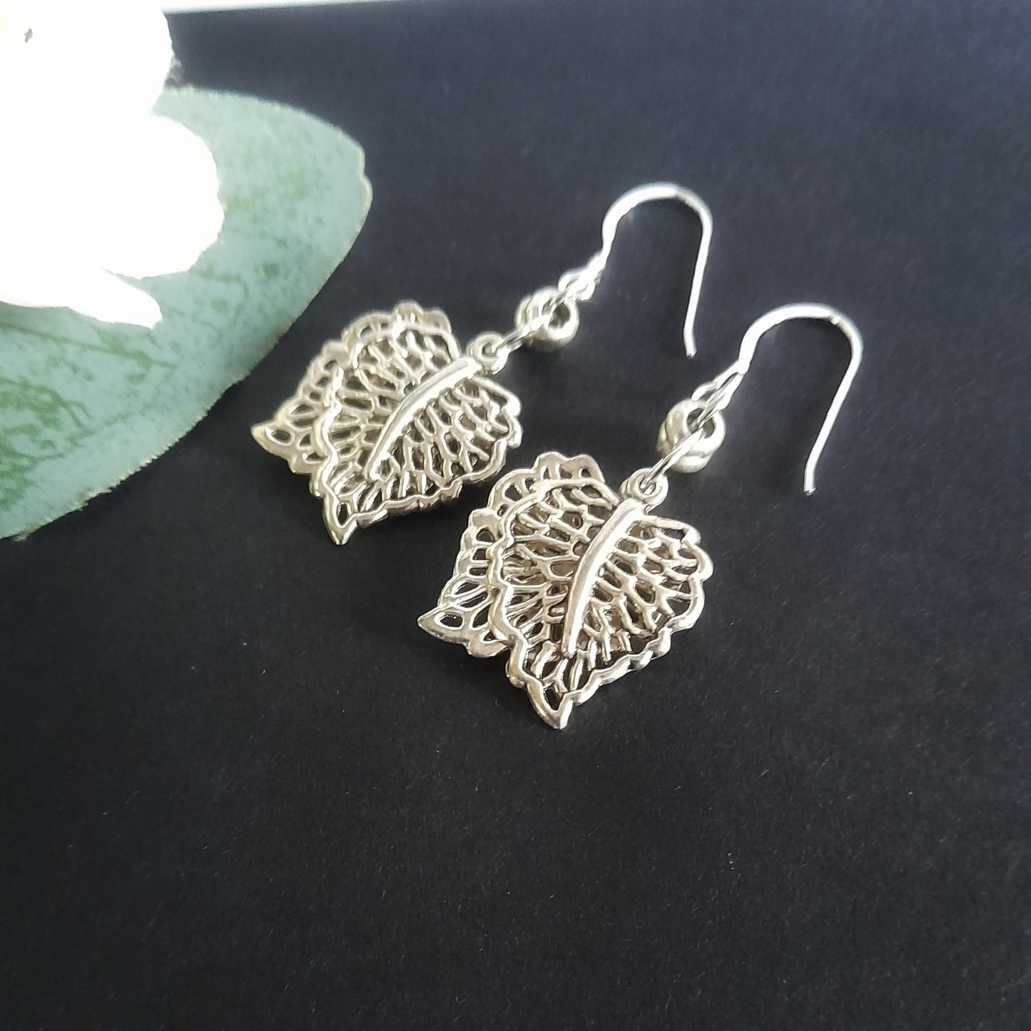 Silver Filigree Leaf Earrings